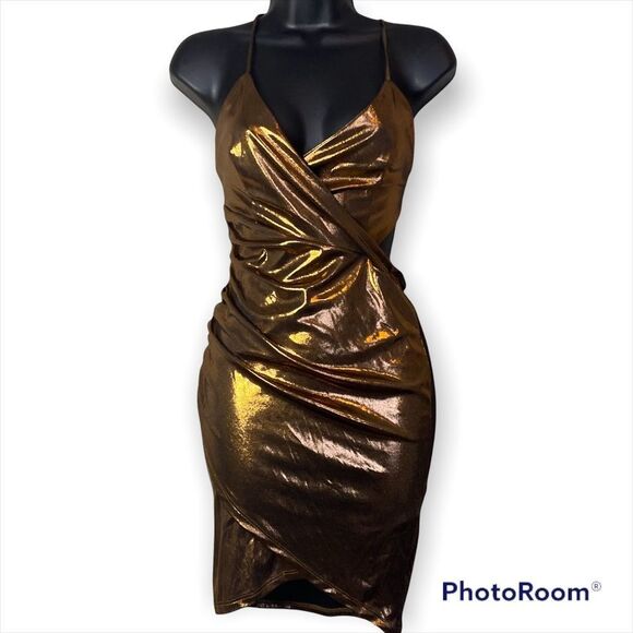 Dresses & Skirts - 𝅺Sexy Bronze V Neck Sleeveless Body Con Scrunched Side Mini Dress metallic